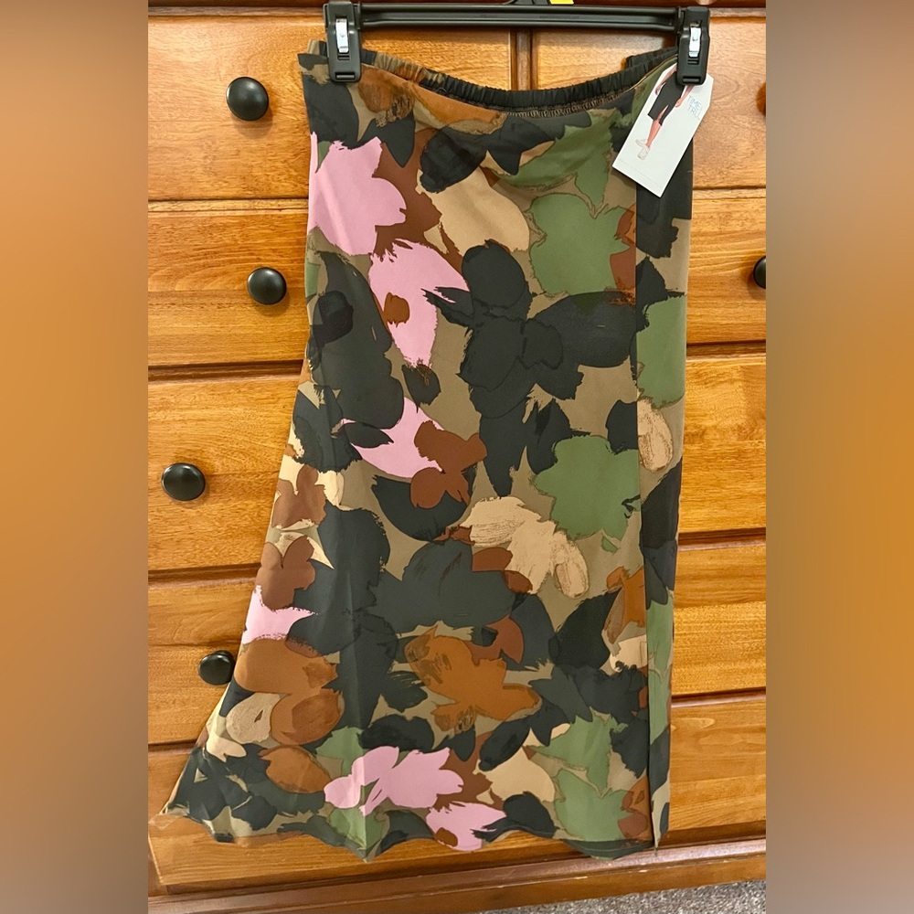 Time and Tru Green Pink A-Line Midi Skirt